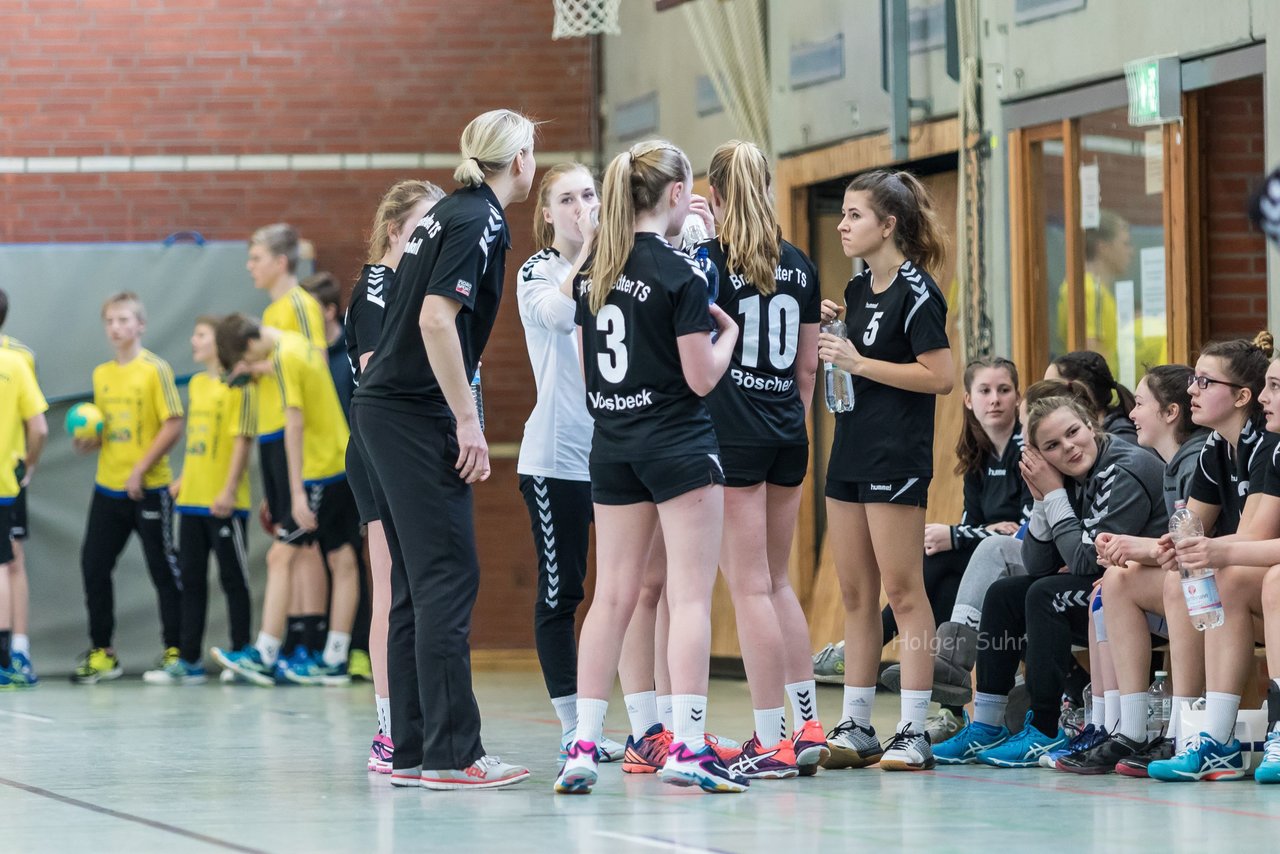 Bild 224 - B-Juniorinnen Bramstedter TS - TSV Altenholz : Ergebnis: 17:16